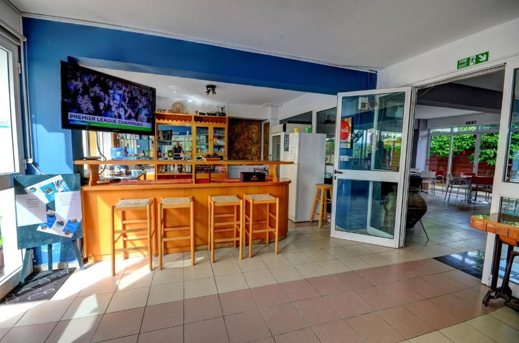 Renos Tourist Apartments фото 16