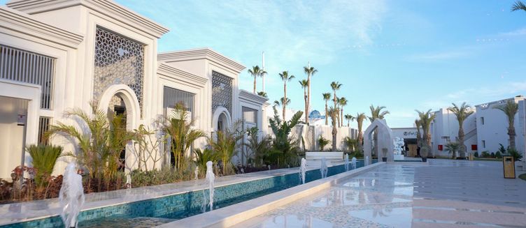 Фото отеля Sunrise Remal Beach - Posh Club