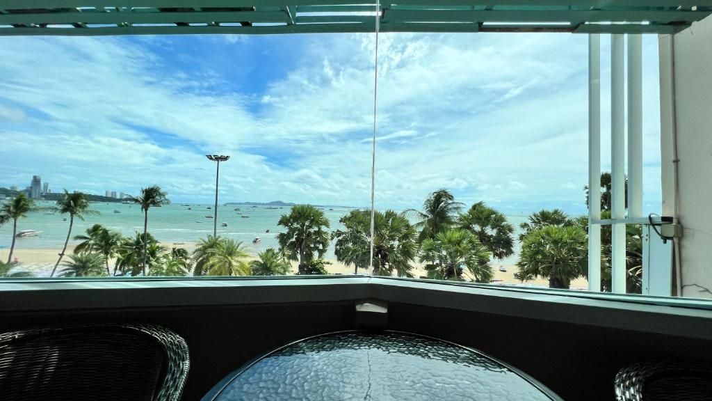 The Beach Front Resort фото 49