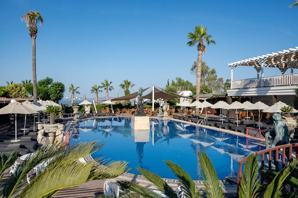 Golden Beach Resort & Spa фото 2