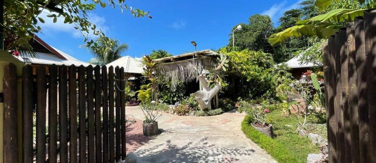 Фото отеля La Digue Holiday Villa