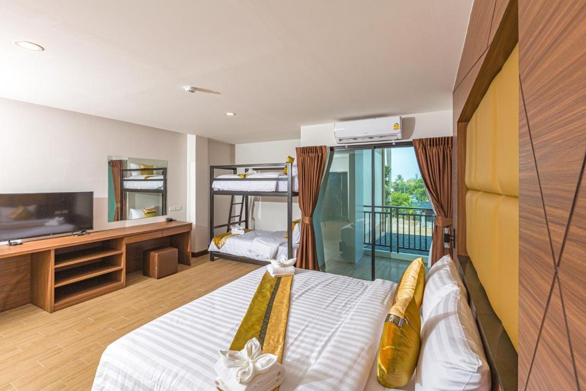 The Bell Airport Phuket Hotel фото 1