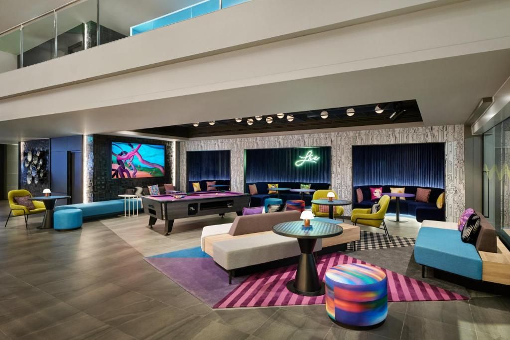 Aloft Bangkok - Sukhumvit 11 фото 37