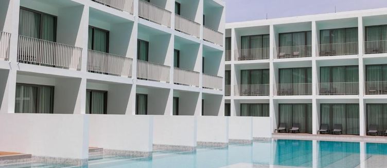 Фото отеля Patong Beach Hotel by See2Sea