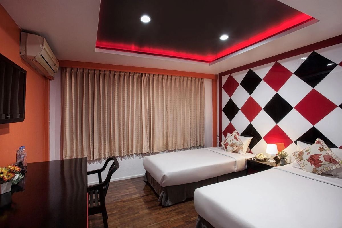 The Chilli Patong Beach Hotel фото 4