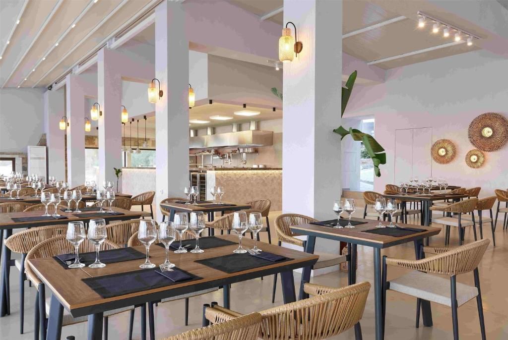 Ramada Loutraki Poseidon Resort фото 24