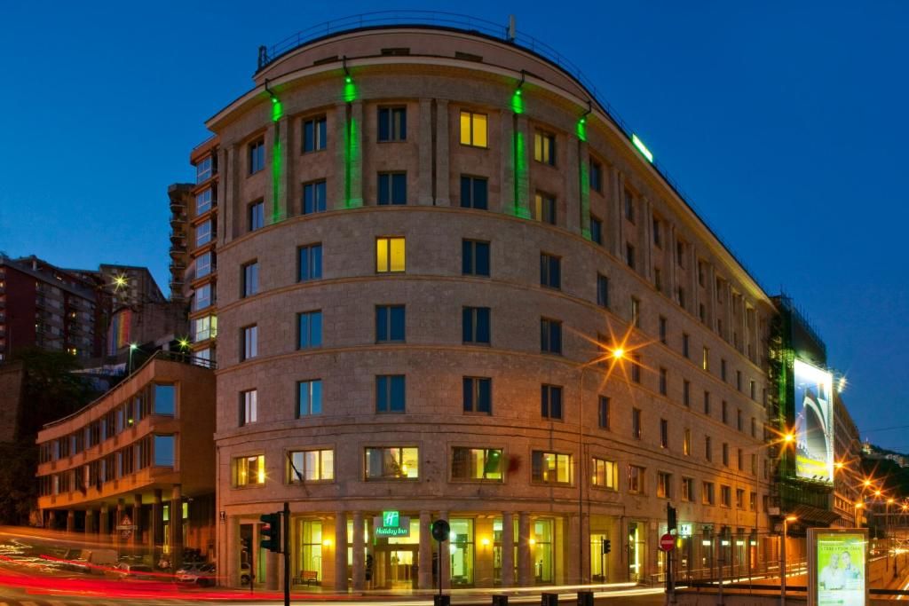 Holiday Inn Genoa City, an IHG Hotel фото 2