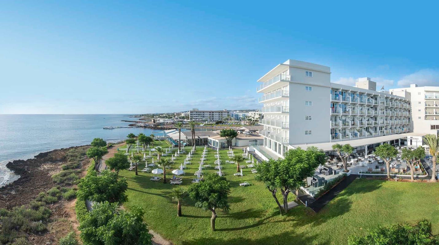 Pernera Beach Hotel фото 12