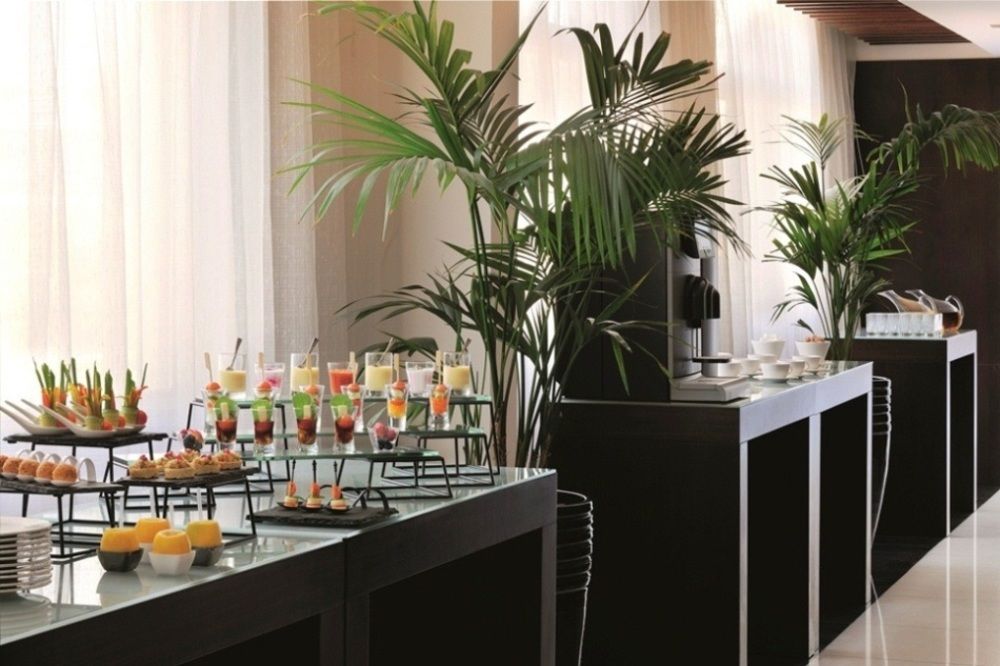 Movenpick Hotel Apartments Al Mamzar Dubai фото 46