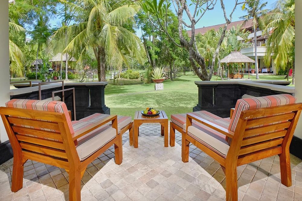 Nusa Dua Beach Hotel & Spa фото 75