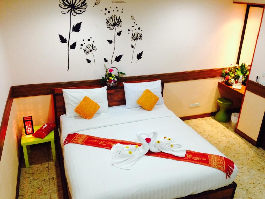 Airport Phuket Garden Resort фото 2