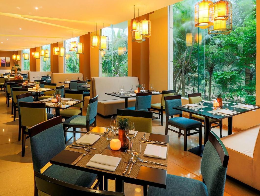 Melia Danang Beach Resort фото 37