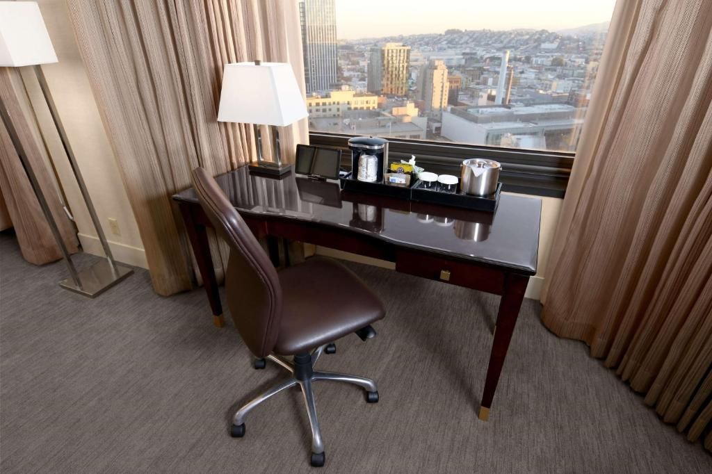 Parc 55 San Francisco, a Hilton Hotel фото 55