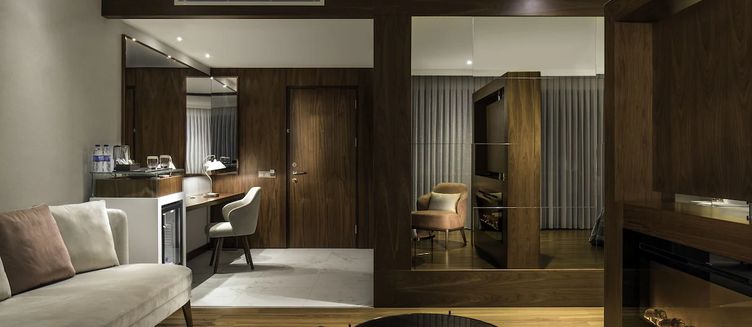 Фото отеля Lionel Hotel Istanbul