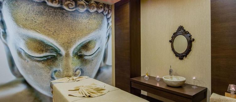 Фото отеля Holiday Inn Antalya - Lara