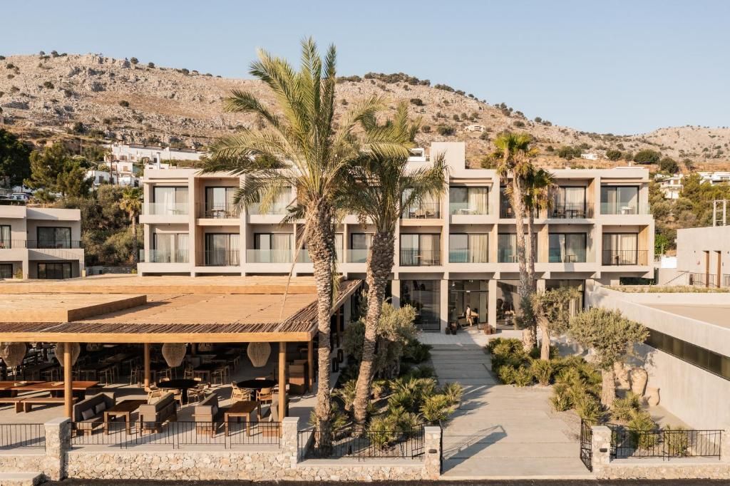 Yota Beach Hotel фото 46