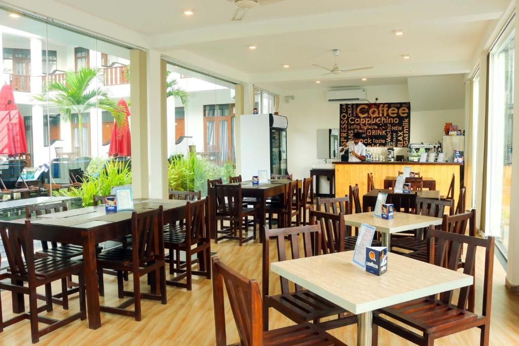 Randiya Sea View Hotel фото 9