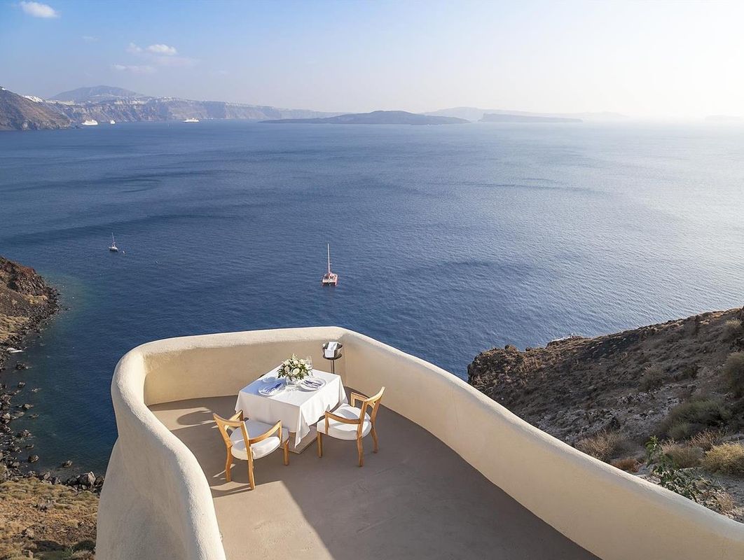 Mystique, a Luxury Collection Hotel, Santorini фото 24