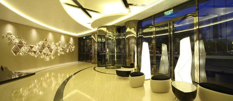 Фото отеля CBD Qianyuan International Business Hotel