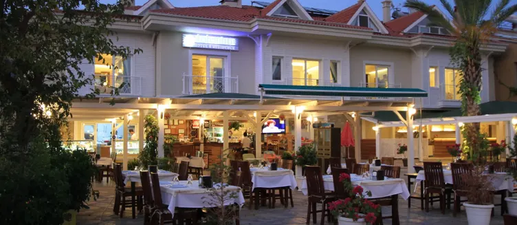 Фото отеля Dedeminn Marina Hotel