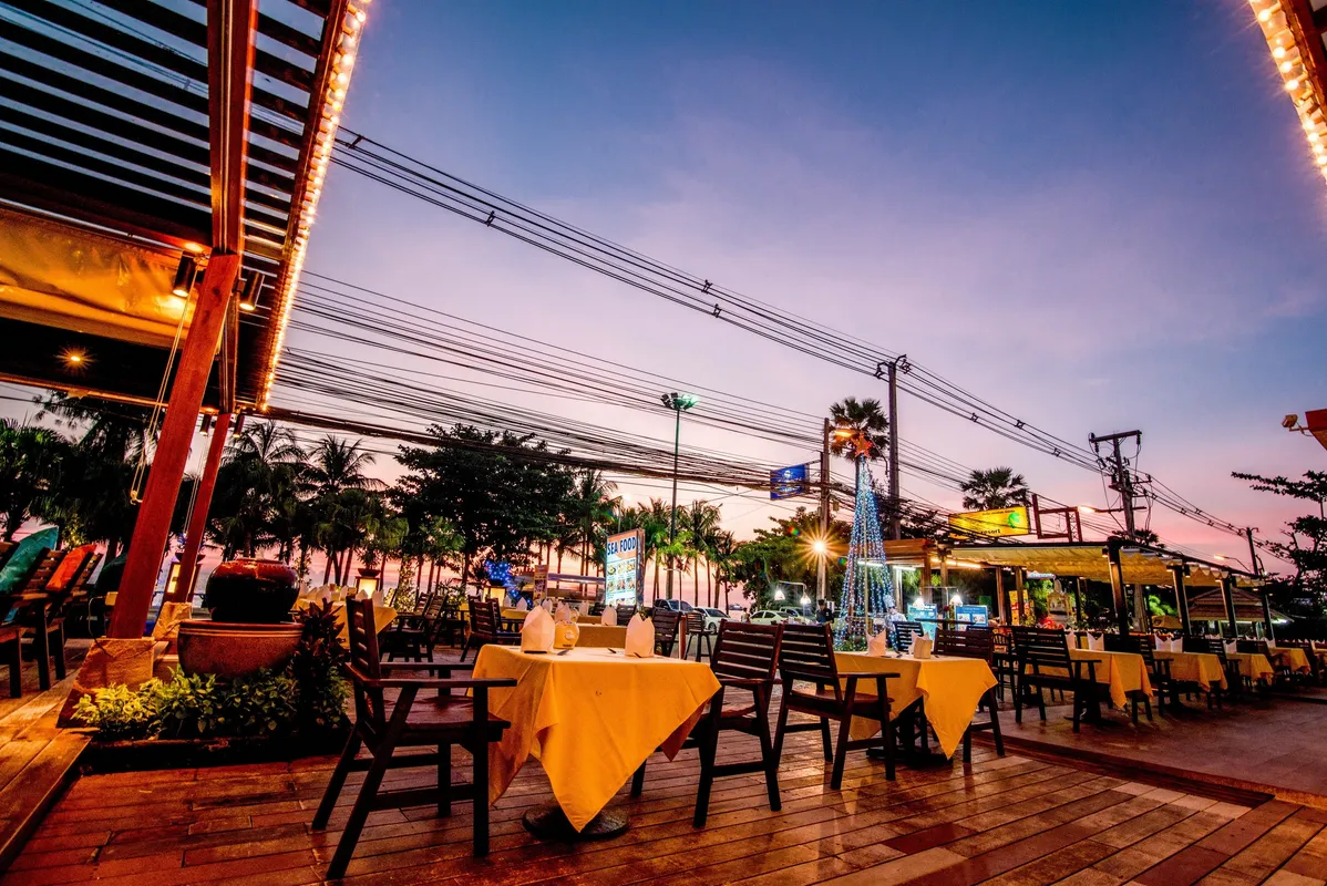 Sea Breeze Jomtien Resort фото 13