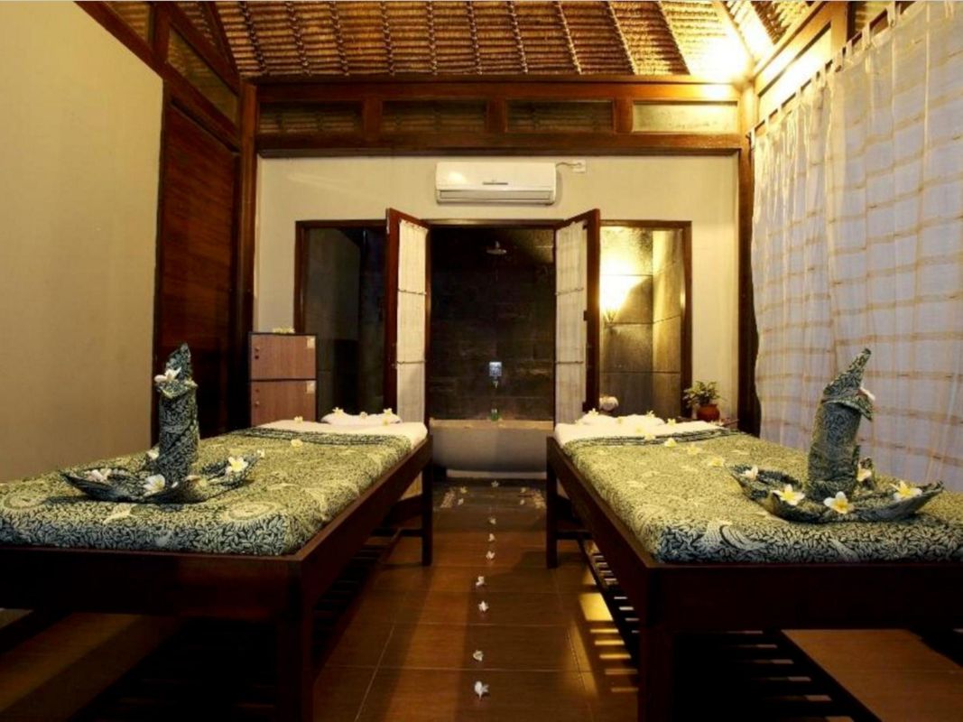 Puri Saron Hotel Seminyak фото 26