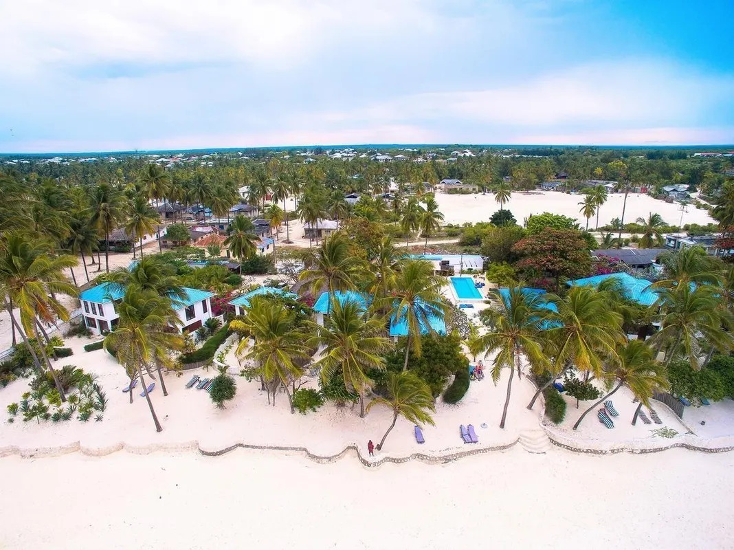 Indigo Beach Zanzibar Hotel фото 1