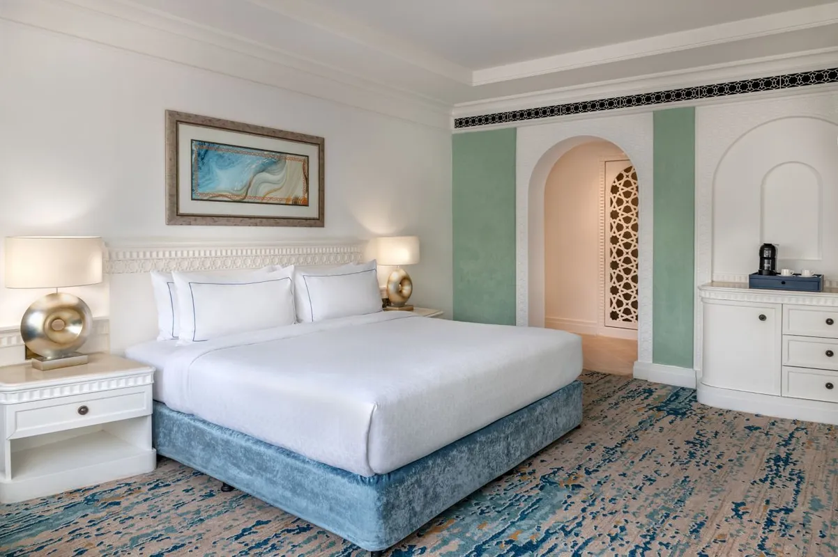 Al Habtoor Grand Resort, Autograph Collection фото 3