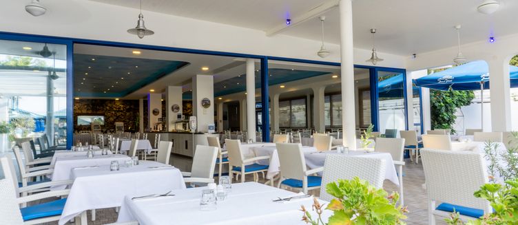 Фото отеля Anonymous Beach Hotel