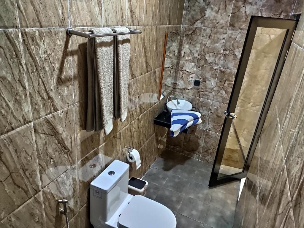 Crown Beach Hotel фото 42