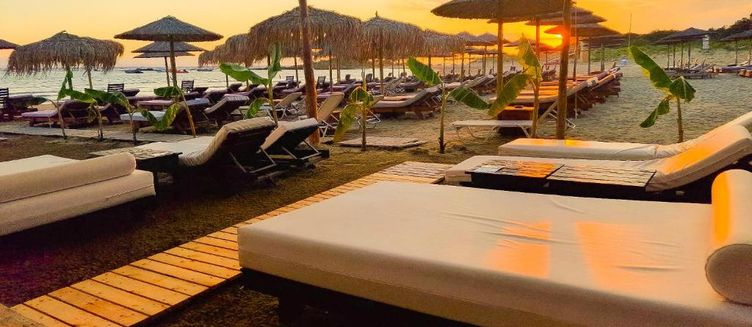 Фото отеля Brati II Beach Hotel