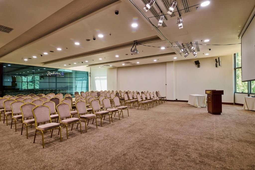Radisson Blu Hotel Yerevan фото 23