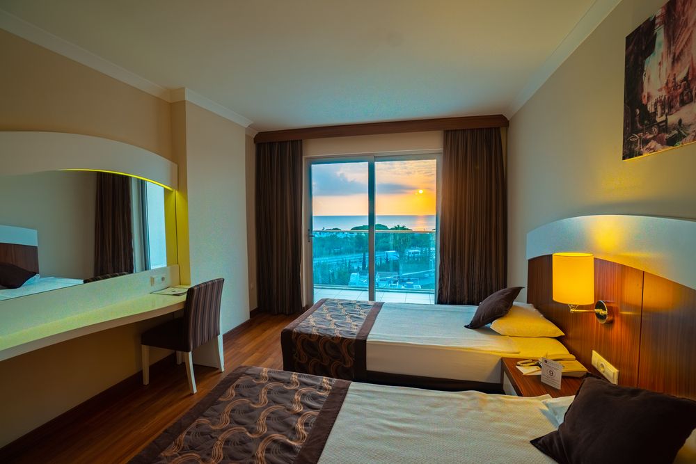 Throne Beach Resort & Spa фото 206