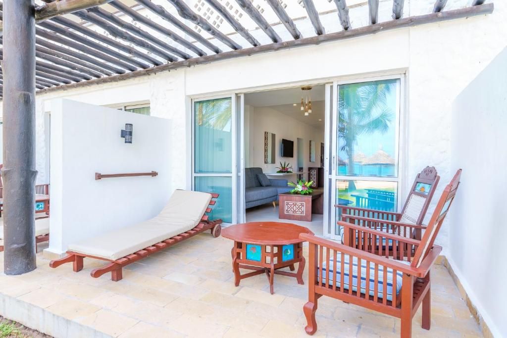 Southern Palms Beach Resort фото 7