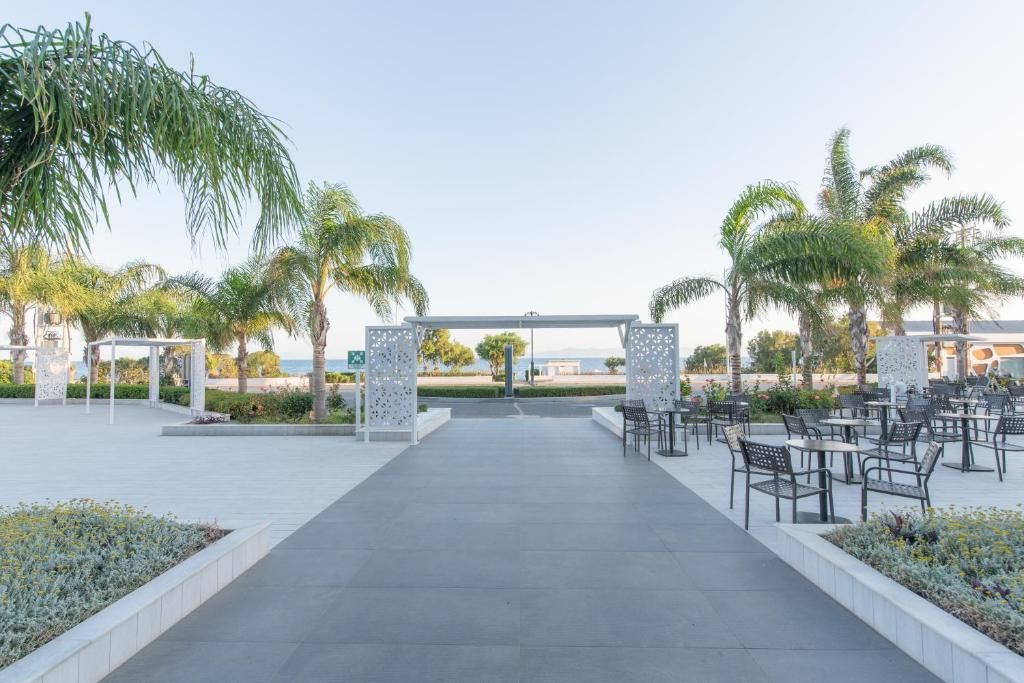 Belair Beach Hotel фото 31