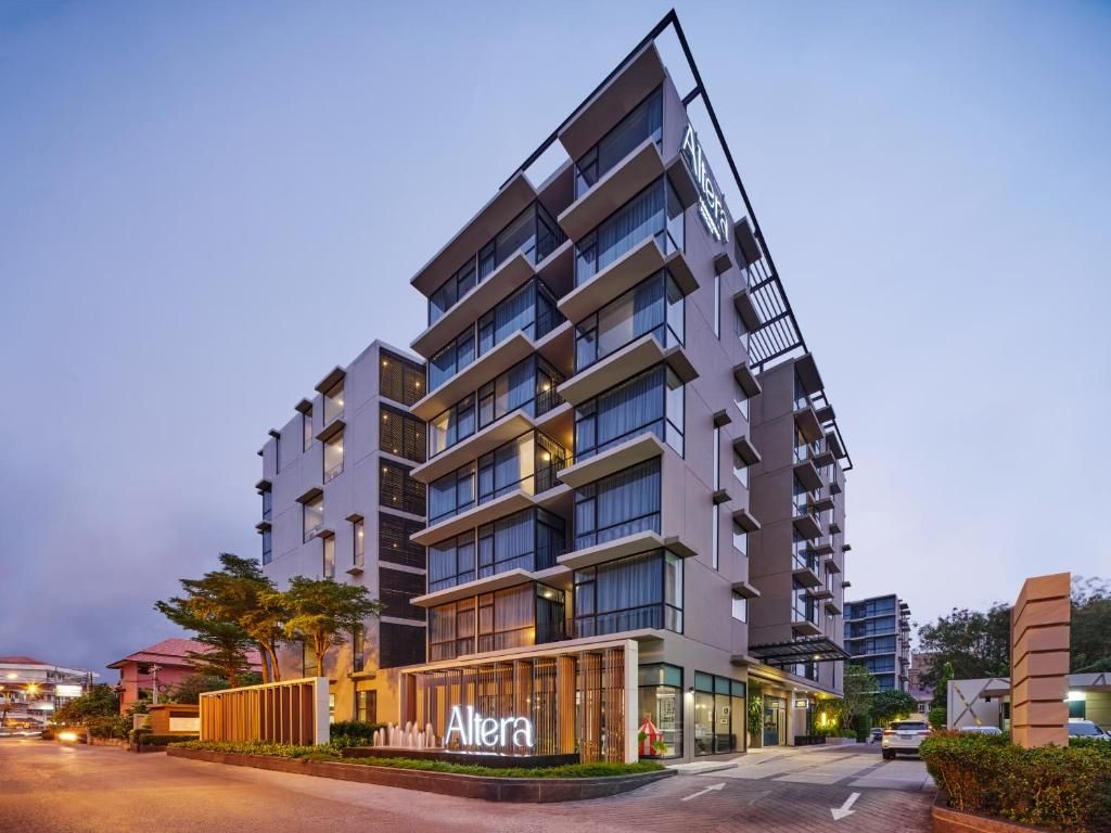 Altera Hotel and Residence фото 41