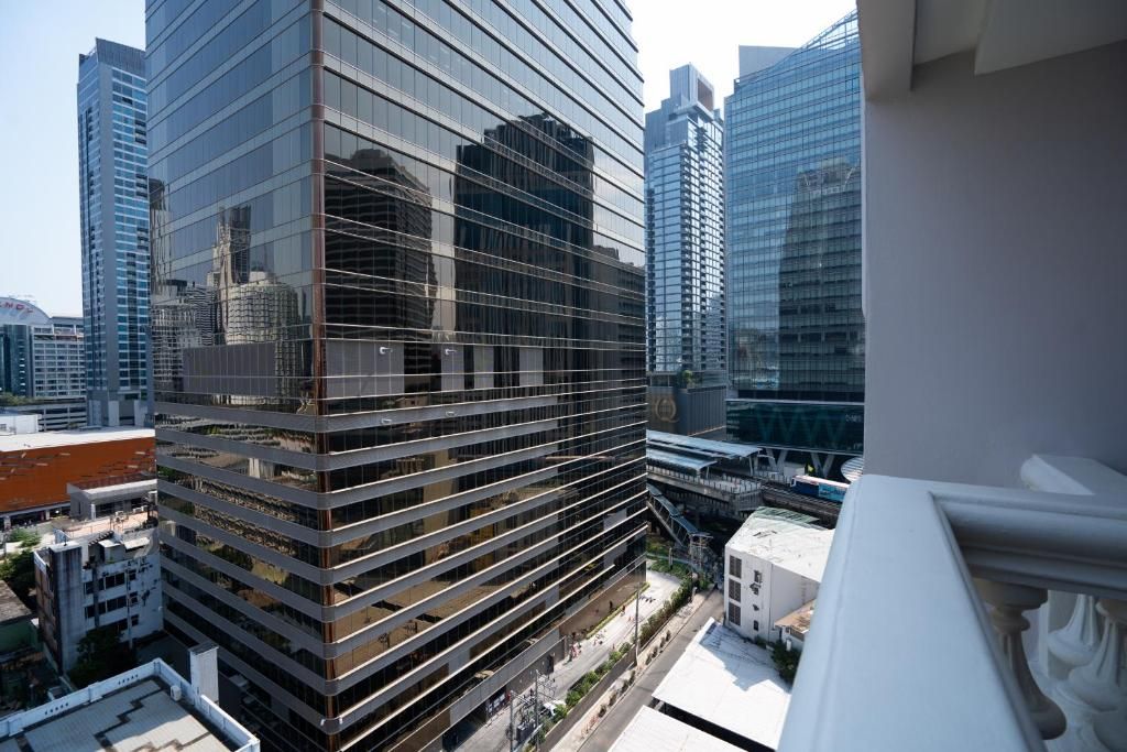 Boulevard Hotel Bangkok Sukhumvit фото 44