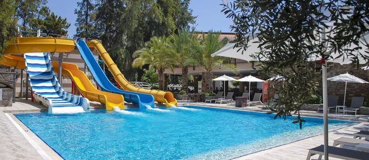 Фото отеля Quattro Family Club Dem Hotel