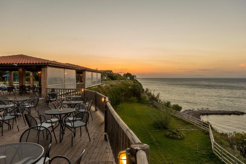Pavlina Beach Hotel фото 25