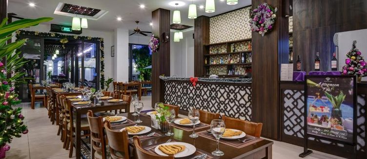 Фото отеля White Lotus Hotel Hoian