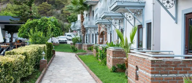 Фото отеля Majestic Hotel