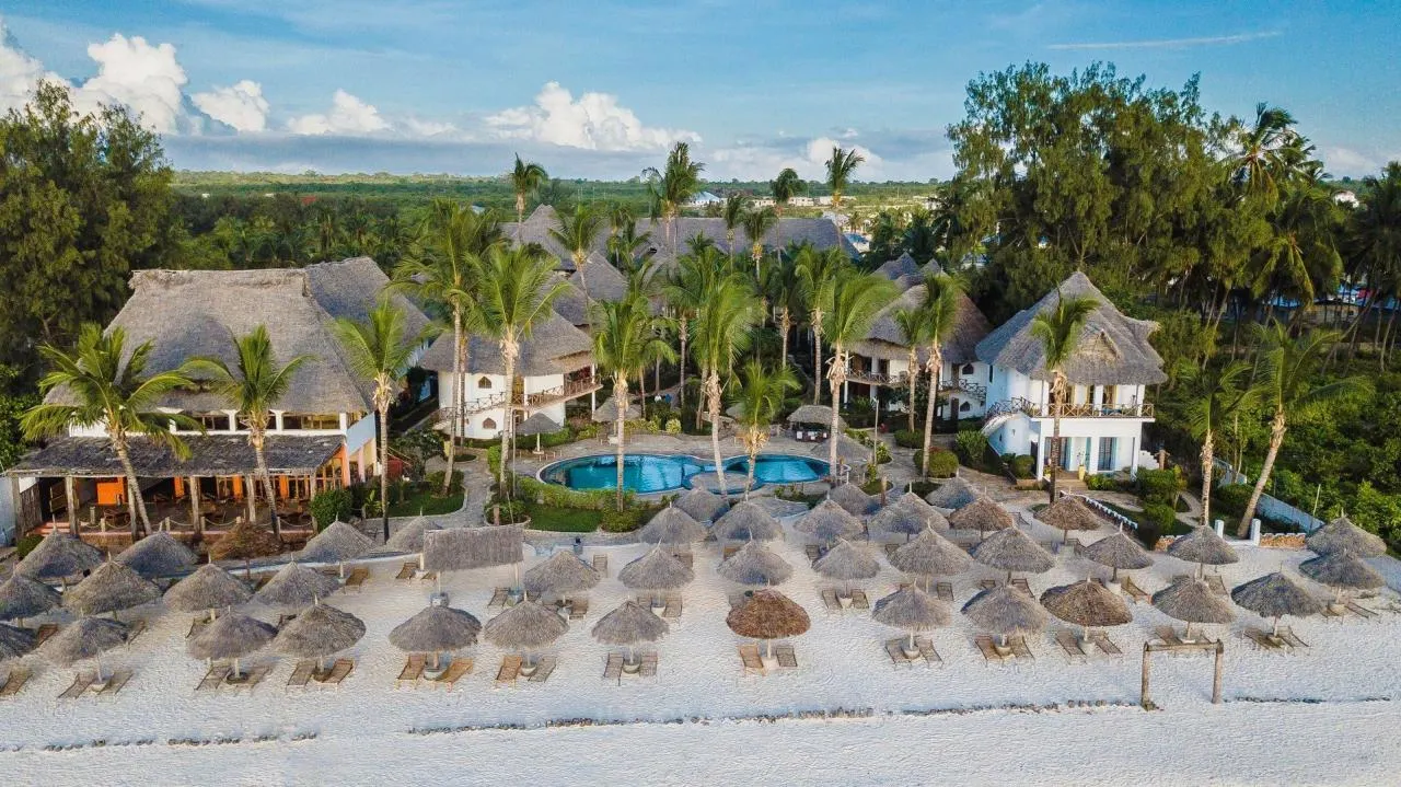 AHG Waridi Beach Resort & Spa фото 2