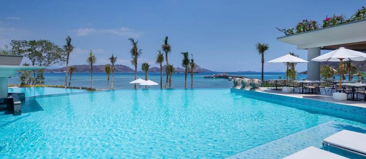 Фото отеля AYANA Komodo Waecicu Beach