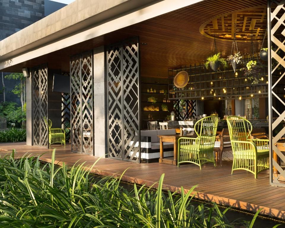 Hotel Indigo Bali Seminyak Beach фото 14