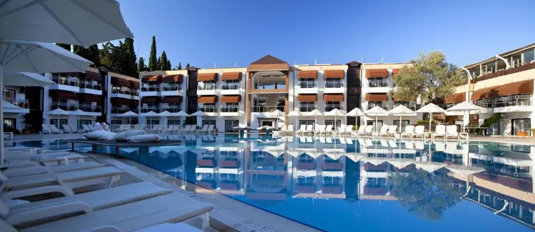 Фото отеля Risa Hotel All Inclusive