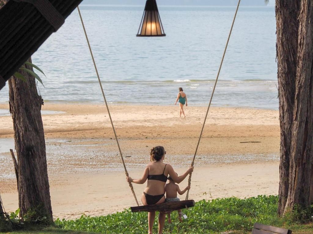 Anyavee Tubkaek Beach Resort фото 43