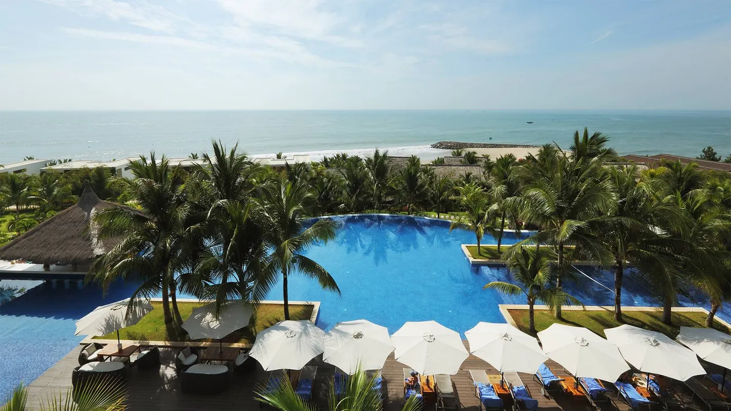 The Cliff Resort and Residence фото 9