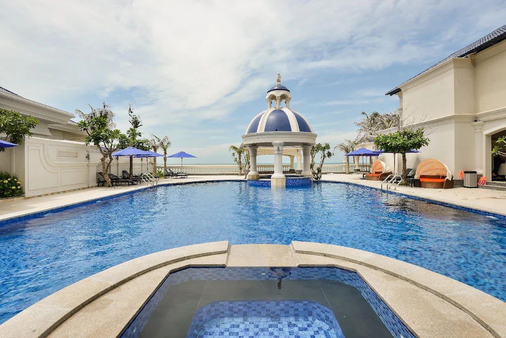 Lan Rung Beach Resort фото 7