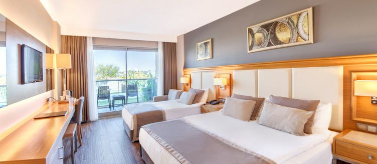 Фото отеля Aquasis De Luxe Resort & SPA