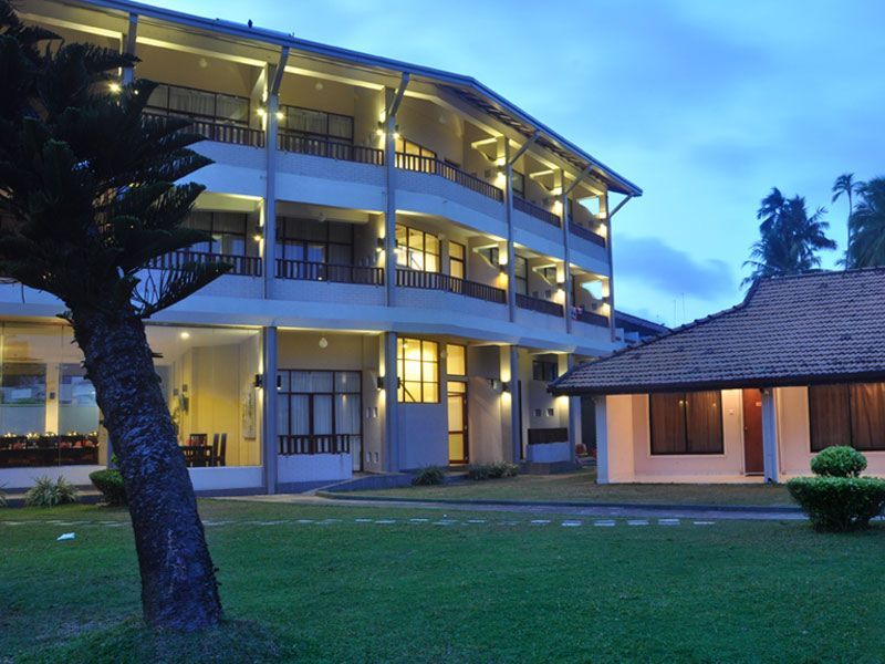 Laya Beach Hotel фото 50